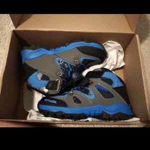 Kids Outdoor Adventure Shoes - Blue and Gray